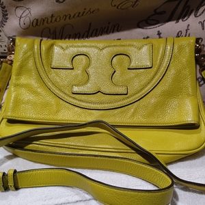 EUC Tory Burch crossbody bag